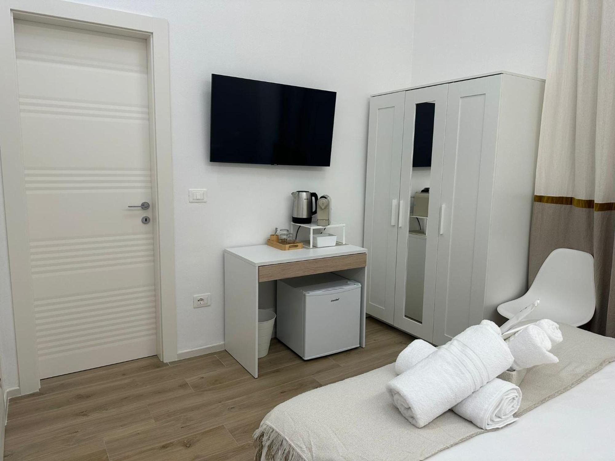 Center Rooms La Spezia Exterior foto